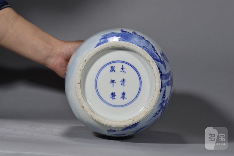 清晚期 青花人物故事纹棒槌瓶 - 图6